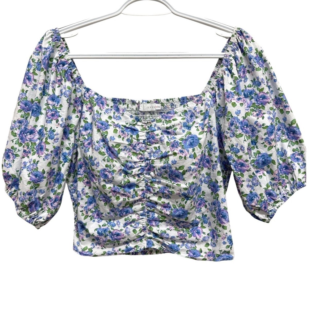 LUSH Floral Puff Sleeve Crop Top Womens Medium Romantic Cottagecore
Smocked